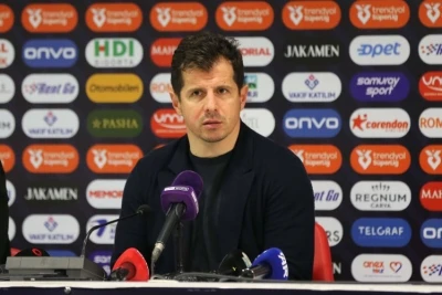 Emre Belözoğlu İngiltərədə işləyə bilər