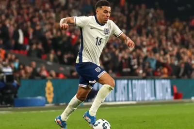 Arsenal Morqan Rocerslə müqavilə bağlaya bilər