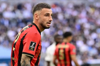 "Bayer" Fransa millisinin müdafiəçisi Conatan Klossu transfer etməyə çalışır