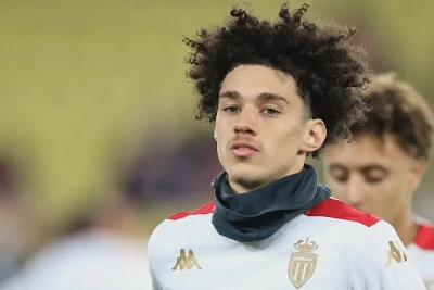 PSJ Maqnes Akliuşu 50 milyon avroya transfer edib