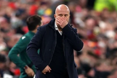 "Liverpul"un soyunma otağında qalmaqal: Slotla Cons arasında münaqişə