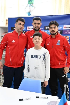 Milli Komandanın 3 Futbolçusu Sumqayıtda Azarkeşlərlə Görüşd&uuml