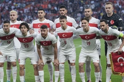 Türkiyə millisinin heyətində itki: Aral Şimşir zədə səbəbindən komandadan kənarlaşdırılıb