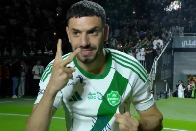 Merih Demiralın "Əl-Əhli" ilə çempionluq sevincində "Çırpınırdı Qara dəniz" səsləndi