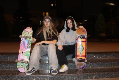 Azərbaycanlı qız skeytbordçular: "Shredella Company" komandası, çətinliklər və gələcək planlar - İDMAN.BİZ