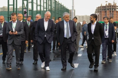 FIFA və AFFA rəsmiləri U-15 Dünya Çempionatının ilk oyunlarında Hövsan Yarış Kompleksində iştirak edib