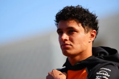 Lando Norris "İlin idman şəxsiyyəti" mükafatı mərasimində iştirak etməyib, videobağlantı ilə qatılıb