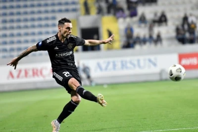 Marko Veşoviç "Qarabağ"dan ayrıldı