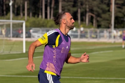 Fənərbağçanın yeni hücumçusu Vedat Muriqi zədələnib