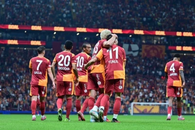 UEFA "Qalatasaray"ı "Ayntraxt" matçındakı iğtişaşlara görə cərimələyib