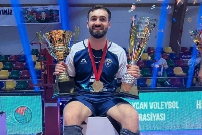 Vüqar Bayramov "Xilasedici"yə transfer olundu