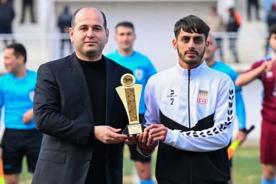 Azərbaycan II Liqasında noyabrın ən yaxşı qolunun müəllifi Ceyhun Rəcəbli mükafatlandırılıb
