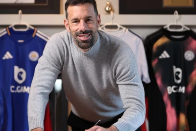 Rud van Nistelroy Niderland millisinin məşqçi köməkçisi təyin edilib