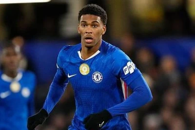 Coş Açemponq az oyun şansı səbəbindən "Çelsi"dən ayrıla bilər