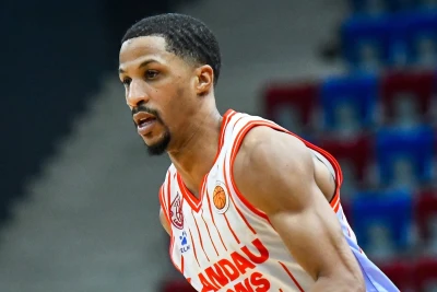 LANDAU Lions basketbolçu Ceyms Freyzer Avropa Kubokunda tarixi 41 xal imzası atdı