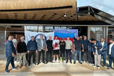 Akif Quluzadə "ONE FC" turnirində qələbə qazandı, onun zərbəsi 1 milyondan çox baxış topladı - FOTO