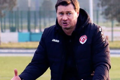 "Araz-Naxçıvan"ın baş məşqçisi: Hava şəraiti və stadionun vəziyyəti yaxşı oyuna mane oldu