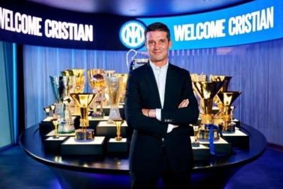 Kristian Kivu "İnter"in yeni baş məşqçisi təyin edilib