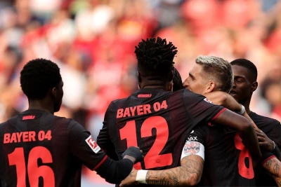 "Bayer" transfer xərclərində Bundesliqada rekord qırıb, məşqçisini dəyişib