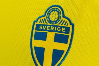 FIFA İsveç Futbol Assosiasiyasını Azarkeşlərin Davranışına Görə Cərimələyib