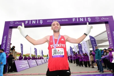 Ahmet Alkanoğlu: Rüzgar Bakü Maratonu'nda Koşuyu Zorlaştırdı
