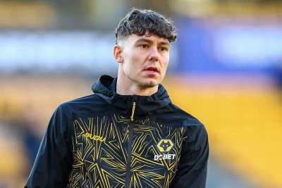 "Tottenhem" "Vulverhempton"un norveçli hücumçusu Larsenlə maraqlanır