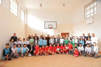 Naxçıvanda UEFA-nın "HatTrick" proqramı çərçivəsində "Məktəblərdə Futbol Dərsi" layihəsinə start verildi