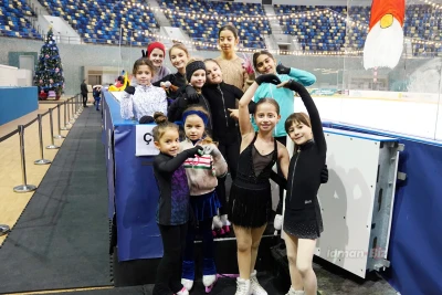 Azyaşlıların buz meydançasındakı ilk addımları: İdman.Biz-in fotoreportajı