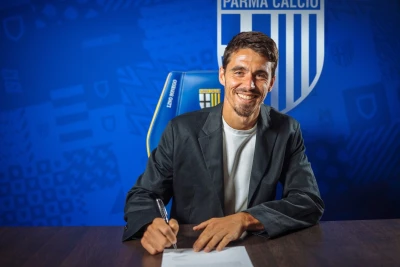 "Parma" 30 yaşlı Karlos Kuestanı baş məşqçi təyin etdi