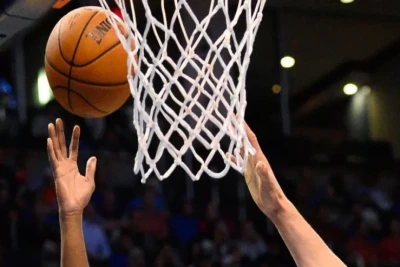 Şam yeməyindən sonra ölən 15 yaşlı basketbolçu qız: Qida zəhərlənməsi şübhəsi