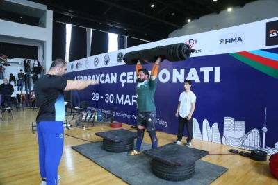 Azərbaycan Çempionatında Yeni Rekordlar: Stronqmen, Strikt Karl və Stritliftinq Yarışları - FOTO/VİDEO