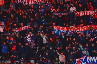 Sudamericana Kupası'nda "Independiente" - "Universidad de Chile" maçı taraftar olayları nedeniyle yarıda kaldı