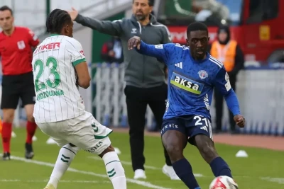 Суперлига: ничья "Коньяспор" - "Касымпаша", победа "Чайкур Ризеспор" и другие игры