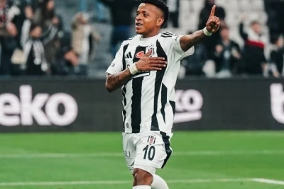 Keni Arroyo "Beşiktaş"dan "Kruzeyro"ya transfer olundu - RƏSMİ
