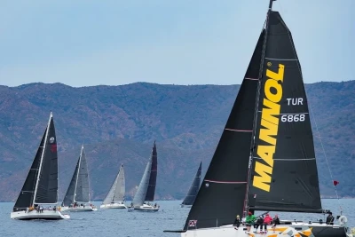 Azerbaycanlı yelkenciler "Lorima Cup" yarışında 8. oldu - FOTO