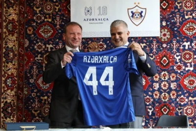 "Qarabağ" FK və "Azərxalça" arasında Qarabağ dəyərlərini əks etdirən xalça kolleksiyası üzrə əməkdaşlıq memorandumu imzalandı