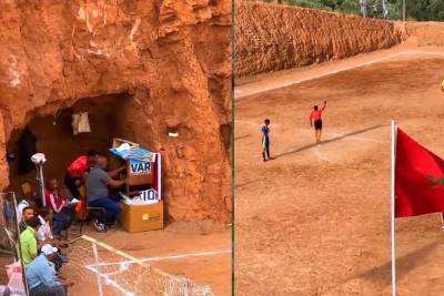 Mərakeşdə həvəskar futbolda "Küçə VAR-ı" ilə ofsayd qərarı - VİDEO