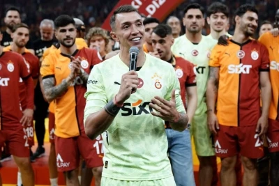Fernando Muslera "Estudiantes"lə Anlaşdı (Fernando Muslera "Estudiantes"lə Razılaşıb)