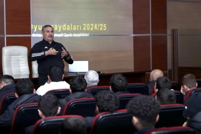 "Qarabağ"ın akademiyasının komandaları üçün seminar təşkil olunub