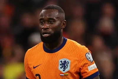 "Liverpul" Hertreydu ilə danışıqlara başlayıb