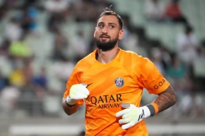 Canluici Donnarumma PSJ rəhbərliyinin qərarını gözləyir