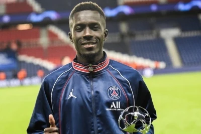 "Mançester Yunayted" Mbeumonun transferi ilə "Brentford"un Queye planlarını pozdu