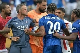 FİFA Luis Enrike və Joau Nevesi cəzalandıra bilər