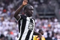 "Nyukasl" və "Sanderlend" 18 yaşlı fransalı hücumçu Sidiki Şerifin arxasınca düşüb