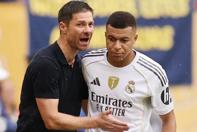 "Çelsi"nin sahibi Mbappe ilə bağlı anası ilə əlaqəyə keçib