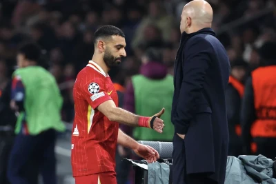 Arne Slot: Salah "Liverpul"dan əfsanə kimi ayrılacaq