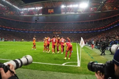 ÇL 1/8 Finalının İlk Oyun Gecəsinin Nəticələri