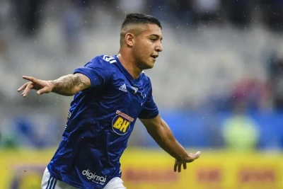 "Qarabağ" Braziliyalı yarımmüdafiəçi Pedro Bicalhonu transfer etmək istəyir