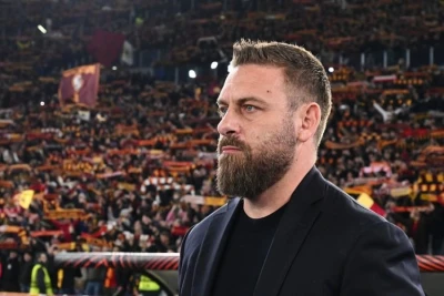 "Cenoa" De Rossi ilə razılaşdı