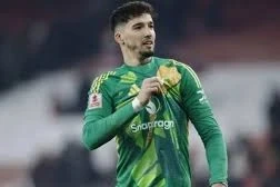 Altay Bayındır "Mançester Yunayted"dən ayrılır, "Beşiktaş" maraqlanır